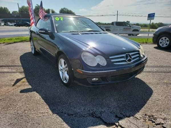 2007 Mercedes-Benz CLK-Class  for Sale $10,595 