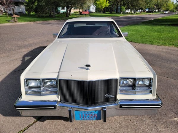 1984 Buick Riviera 2dr Coupe  for Sale $7,995 