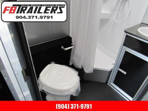 2022 Vintage Trailers 34ft Pro Stock Bath Package Car / Raci  for Sale $57,999 