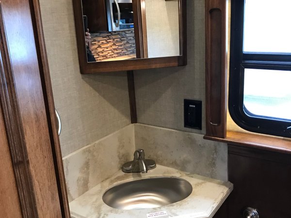 2020 Renegade Motorhome 4 slide outs
