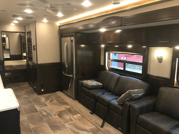 2021 Renegade Motorhome 4 slide outs
