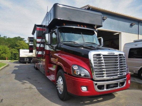 2020 Show Hauler Show Hauler 35QS