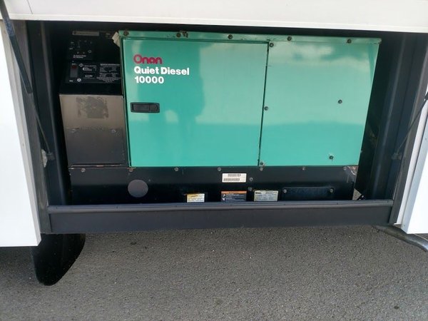 2006 Haulmark Motorgarage Mercedes 450HP 43' 1-Slides with B