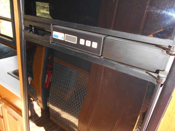 1999 FL-70 Freightliner for Sale $59,900