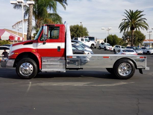 2002 International 4x4 - automatic - A/C, flatbed, orig mile for Sale $36,900