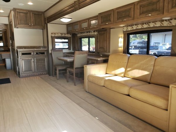 2018 Haulmark 45' Status Tandem Axle Super C Motorcoach