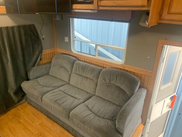40ft motor home with N14 red top Cummings for Sale $85,000