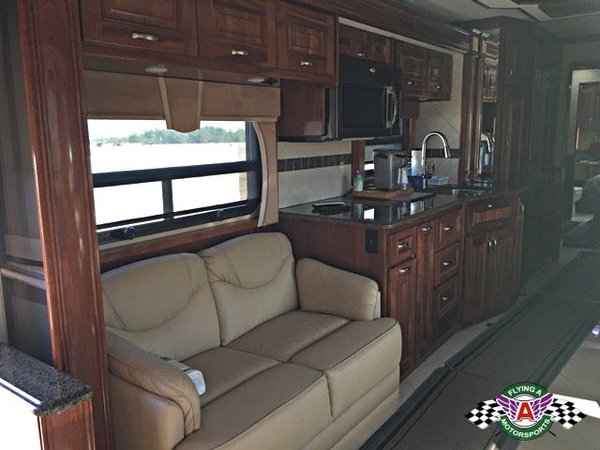 2012 Renegade Ikon Motorhome