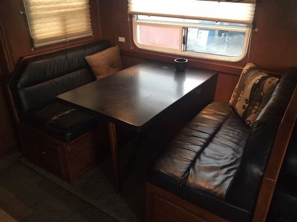 2006 Haulmark 40' Coach for Sale $124,995
