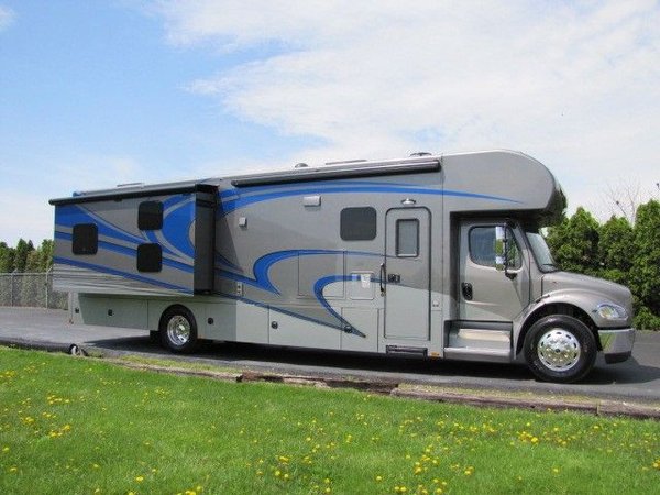 2019 Renegade Motorhome Valencia 38BB for Sale $204,900