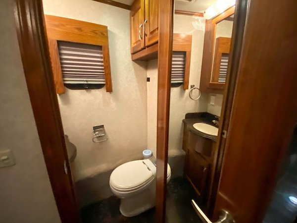 2008 Haulmark 3 Slide *INCREDIBLE FLOORPLAN* for Sale $174,900