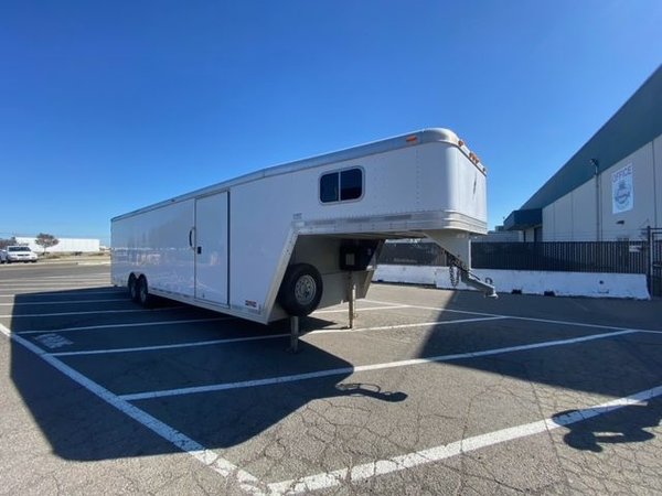 36’ Enclosed Featherlite Gooseneck Car Hauler 