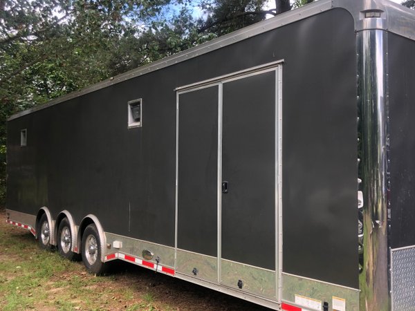 32’ Continenatal Cargo Auto Master  for Sale $25,000 