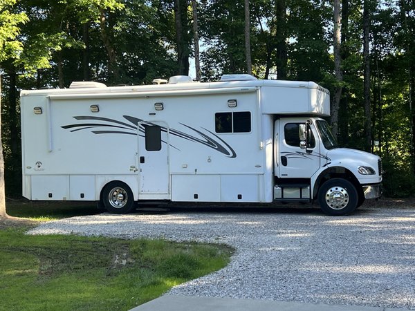 2008 Showhauler  for Sale $65,000 