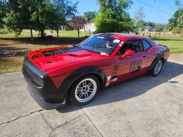 2011 Challenger SCCA Road Race Car  for Sale $32,000 
