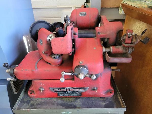 Black & Decker Valve Machine Refacer & Electric Seat Grinder  for Sale $875 