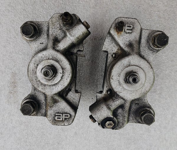 AP/Lockheed LD19 Brake Calipers for Formula Ford  for Sale $200 