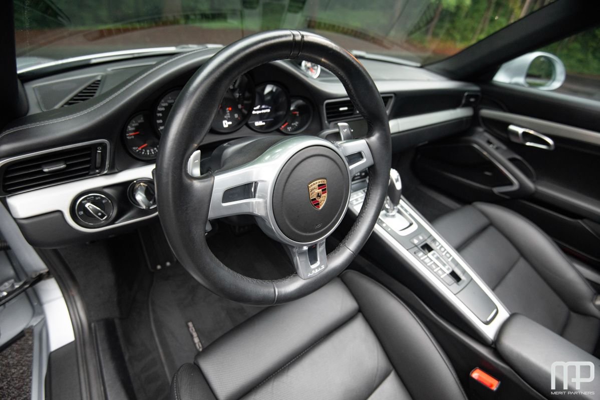 2016 Porsche 911 - 2016 Porsche 911 Targa 4 GTS (991.1) - Used - VIN WP0BB2A92GS136849 - 6,046 Miles - 6 cyl - AWD - Automatic - Convertible - Silver - Atlanta, GA 30360, United States