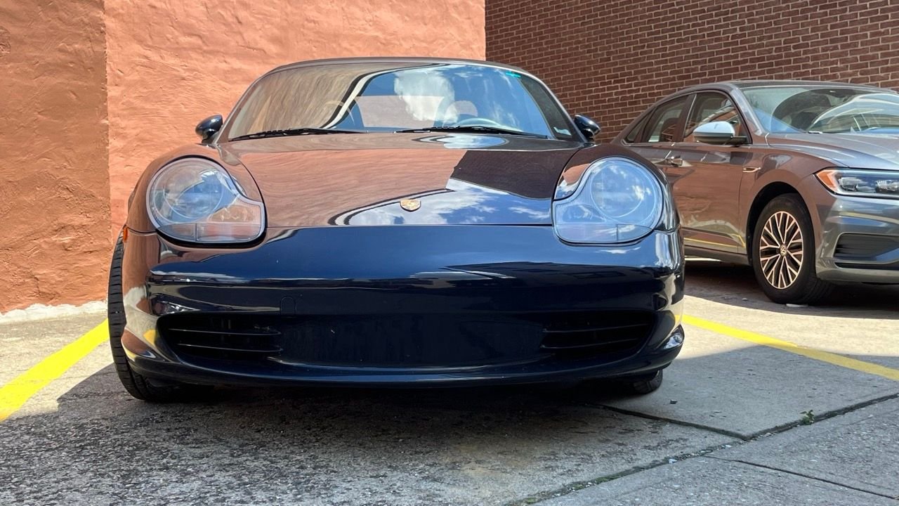 2003 Porsche Boxster - Accident-Damaged 2003 986 Boxster - Used - VIN WP0CA29803U622271 - 79,000 Miles - 6 cyl - 2WD - Manual - Convertible - Blue - Cincinnati, OH 45202, United States