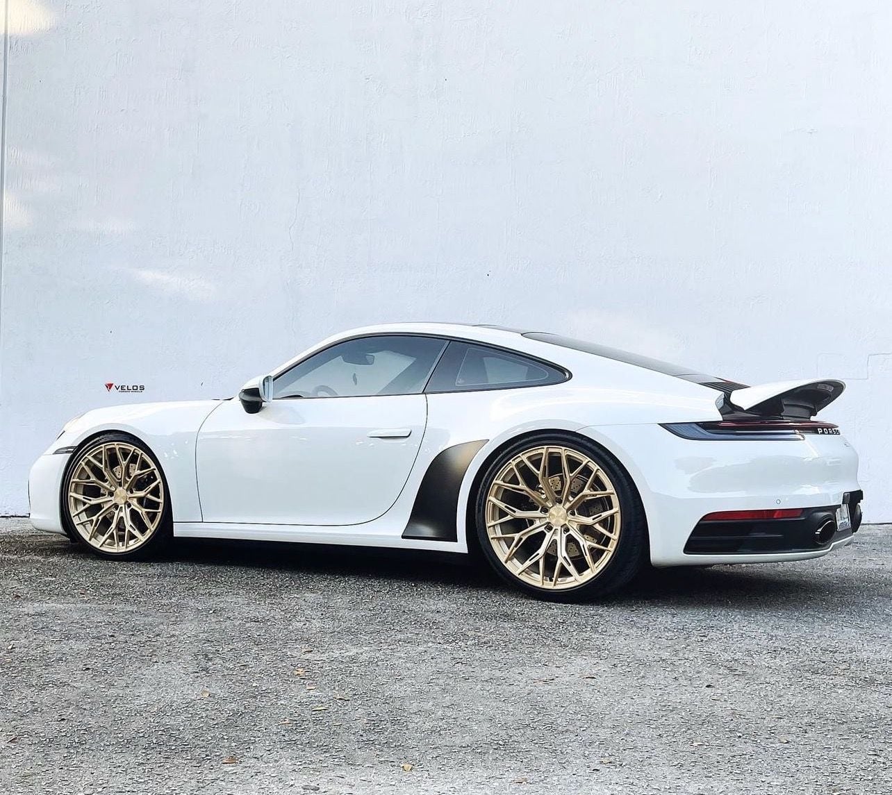 Wheels and Tires/Axles - New Porsche 911 Wheels with Gold Rims - New - 2023 to 2024 Porsche 911 - Tampa, FL 33606, United States