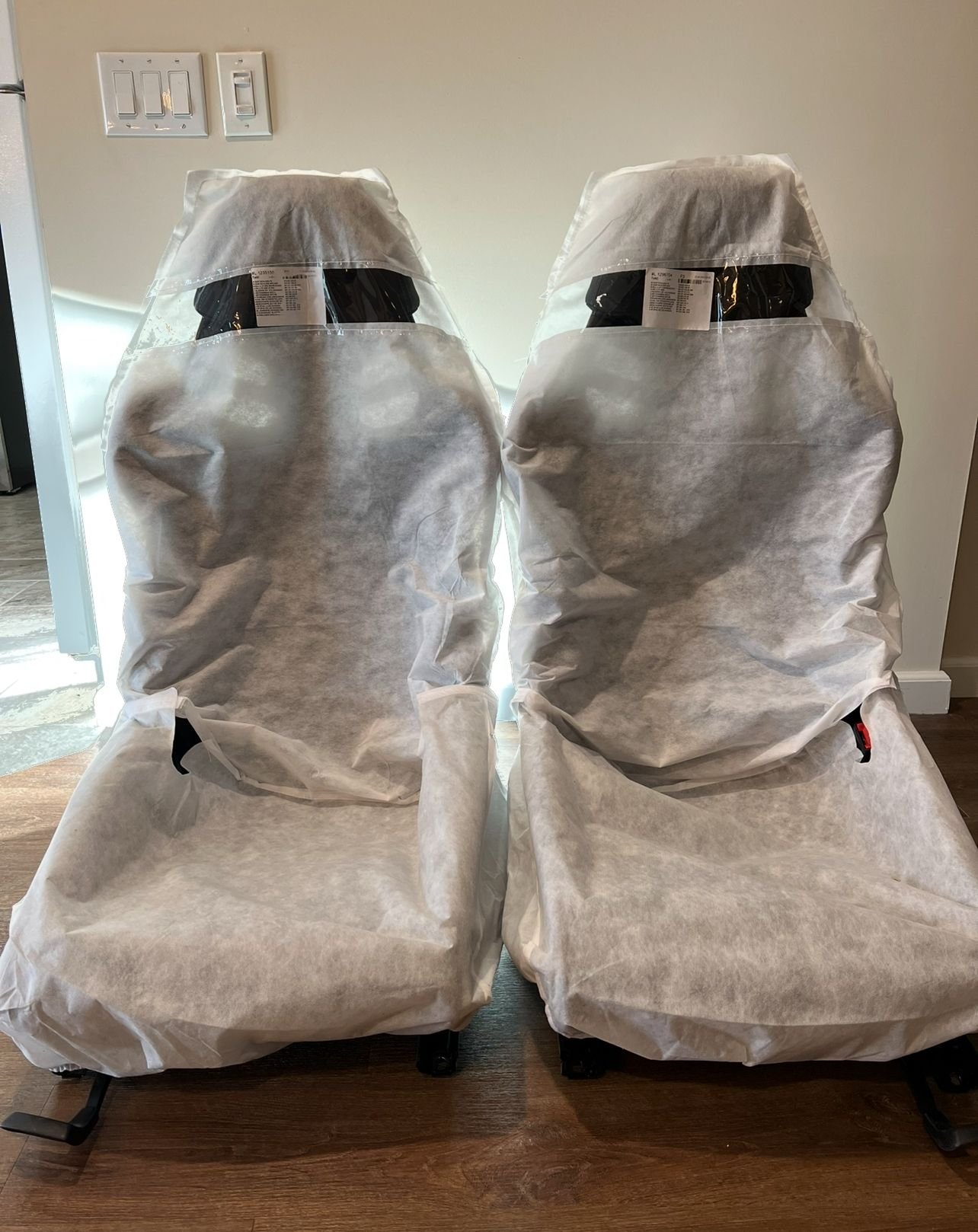 Interior/Upholstery - NEW - GT4 Carbon Full Bucket Seats - New - -1 to 2026  All Models - Union, NJ 07974, United States