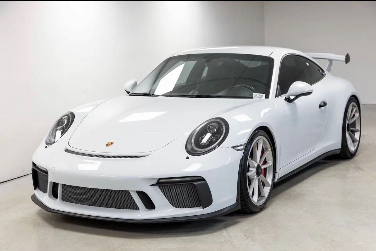 2018 Porsche GT3 - 2018 GT3 991.2 Manual - Used - VIN WPOAC2A9XJS174636 - 29,300 Miles - 6 cyl - 2WD - Manual - Coupe - White - San Leandro, CA 94577, United States