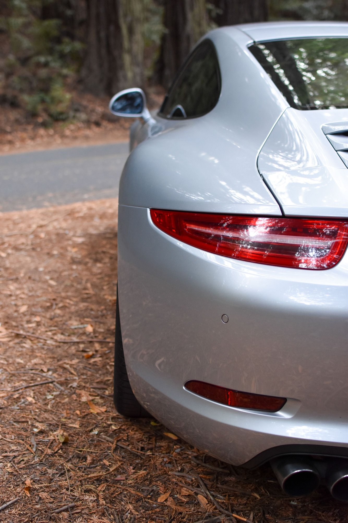 2014 Porsche 911 - 2014 Porsche 911 Carrera S Low Miles, Great Options - Used - VIN WP0AB2A93ES122709 - 24,500 Miles - 6 cyl - 2WD - Automatic - Coupe - Silver - San Francisco, CA 94109, United States