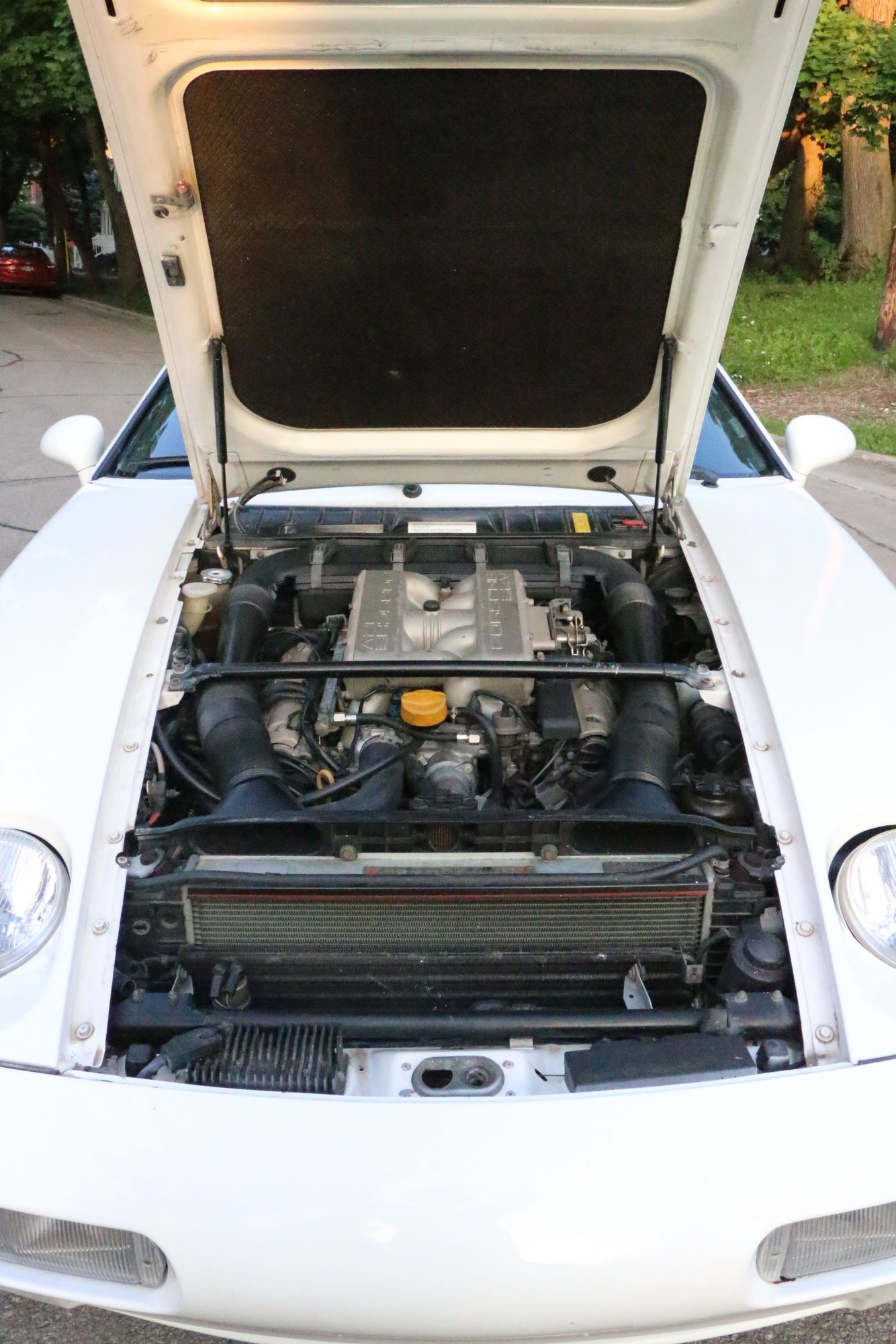 1990 Porsche 928 - Porsche 928 S4 1990 Manual! Low miles!! Excellent Driver!!! - Used - VIN WP0JB2924LS860376 - 72,625 Miles - 8 cyl - 2WD - Manual - Coupe - White - Madison, WI 53715, United States