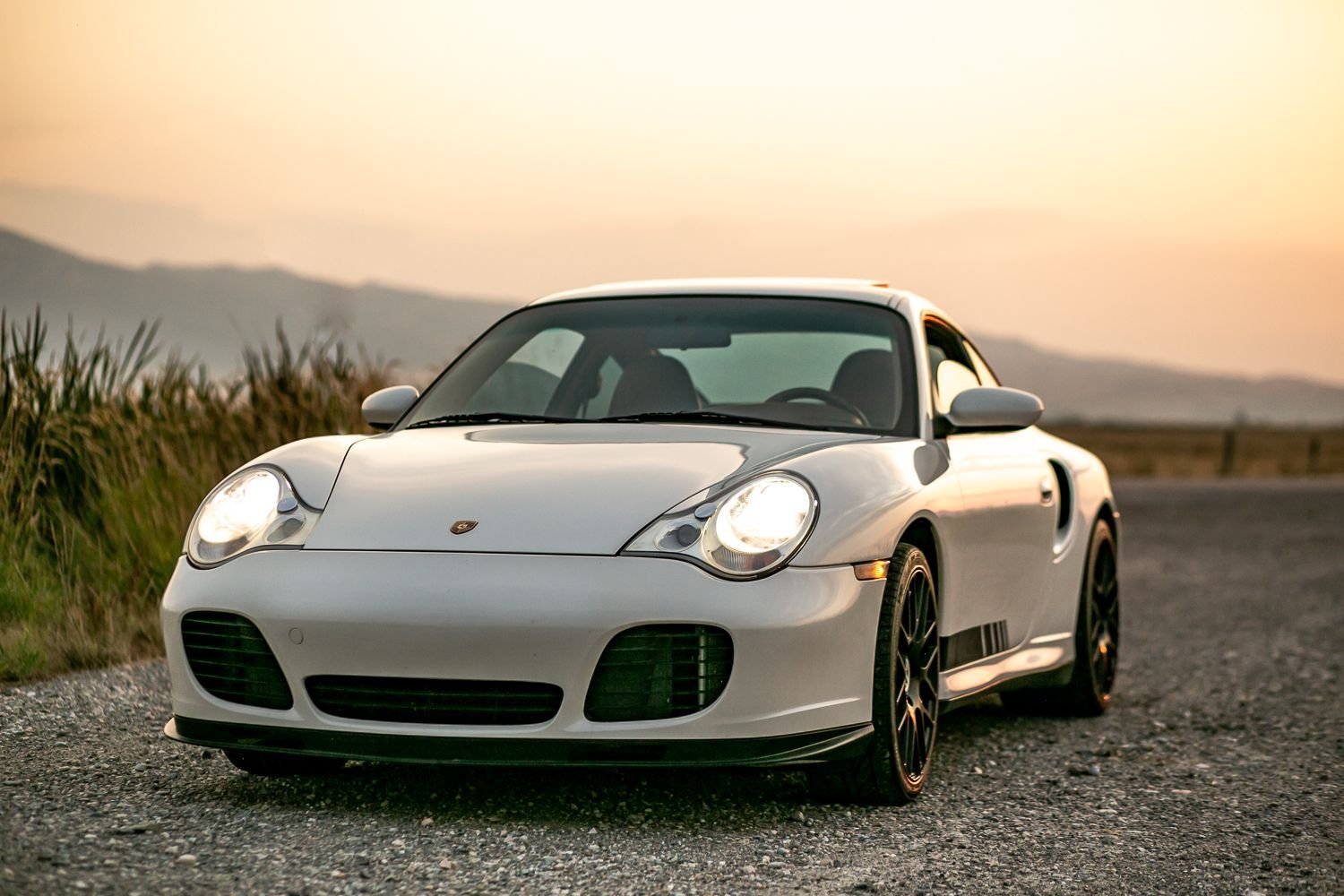 2001 Porsche 911 - 2001 Porsche 911 996 Turbo - Rare Biarritz White/ Natural Brown combo - Used - VIN WP0AB29901S686638 - 66,200 Miles - 6 cyl - AWD - Manual - Coupe - White - Logan, UT 84321, United States