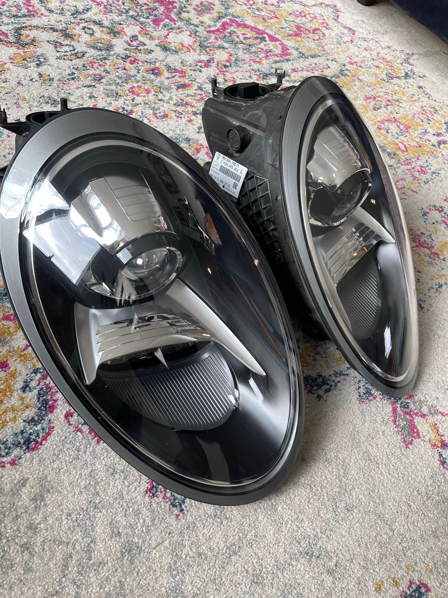 Lights - 991 911 GT3 Xenon Headlight Pair - Used - 2012 to 2017 Porsche 911 - Dearborn, MI 48124, United States