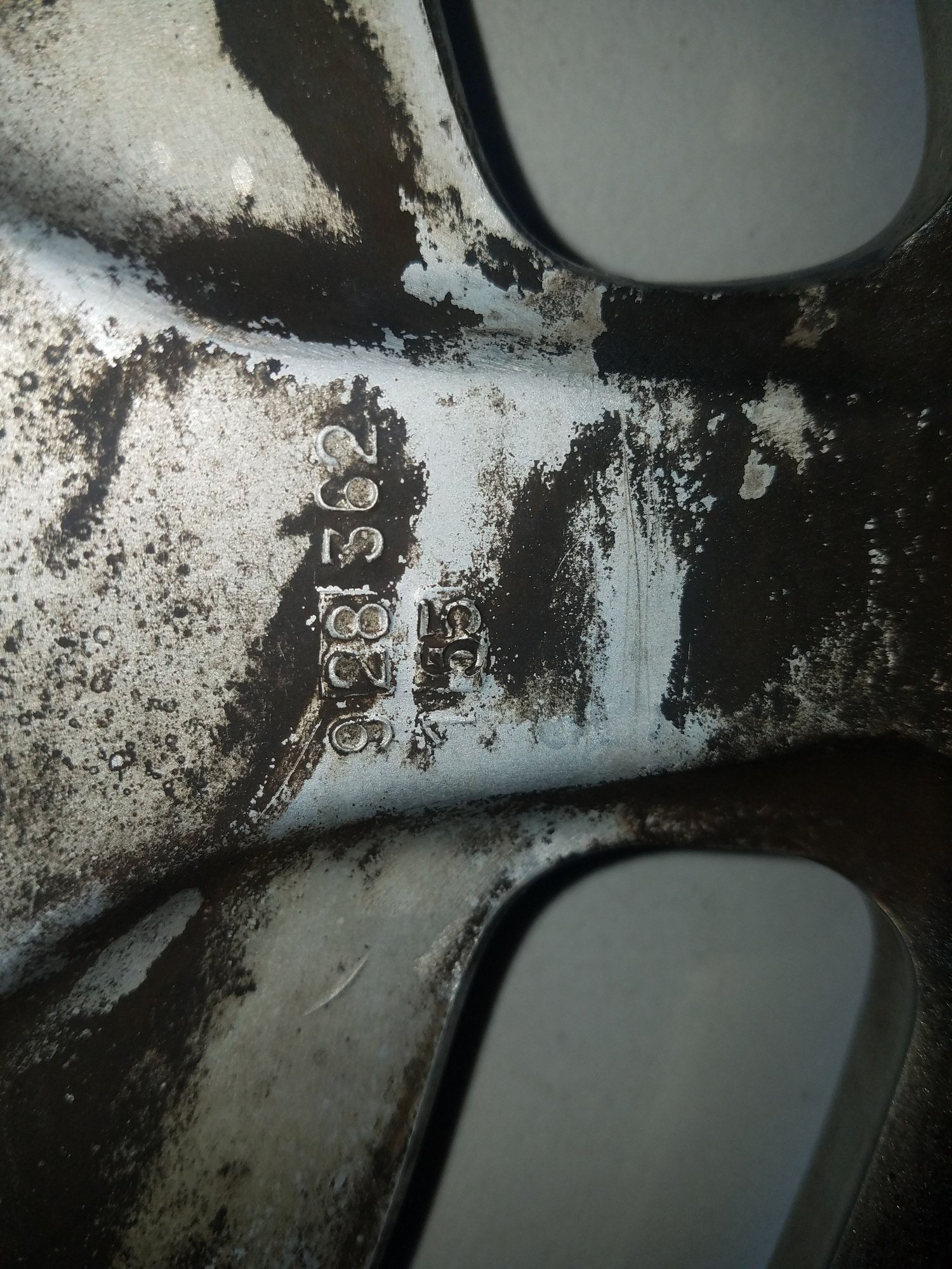 Wheels and Tires/Axles - 928 90-91 man hole wheels with RDK (tpms) - Used - 1990 to 1991 Porsche 928 - Farmingtn Hls, MI 48334, United States