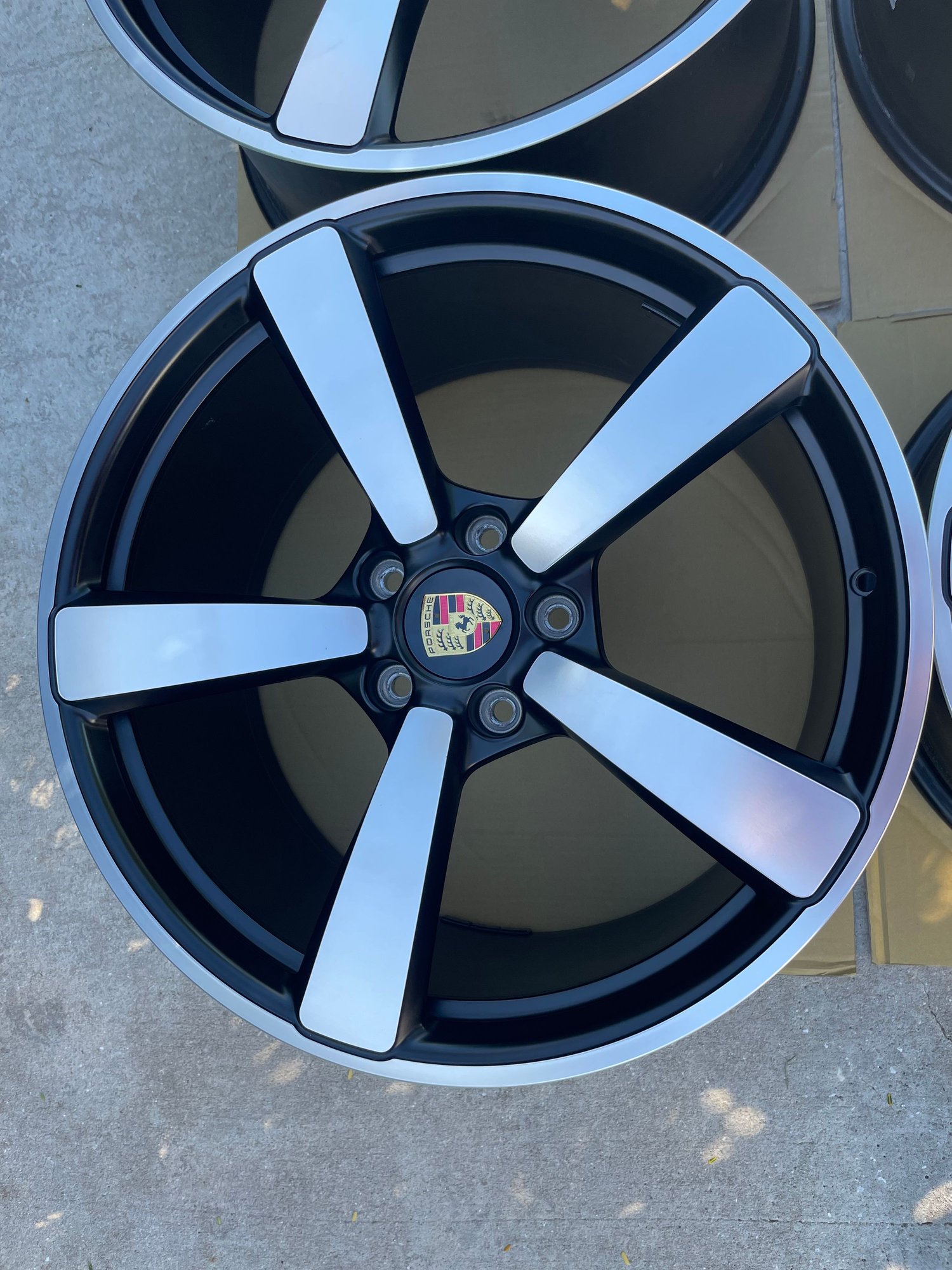 Wheels and Tires/Axles - Forged, Excklusive Design OEM Porsche 992 20/21 wheels - Used - 2020 to 2023 Porsche 911 - Satellite Beach, FL 32937, United States
