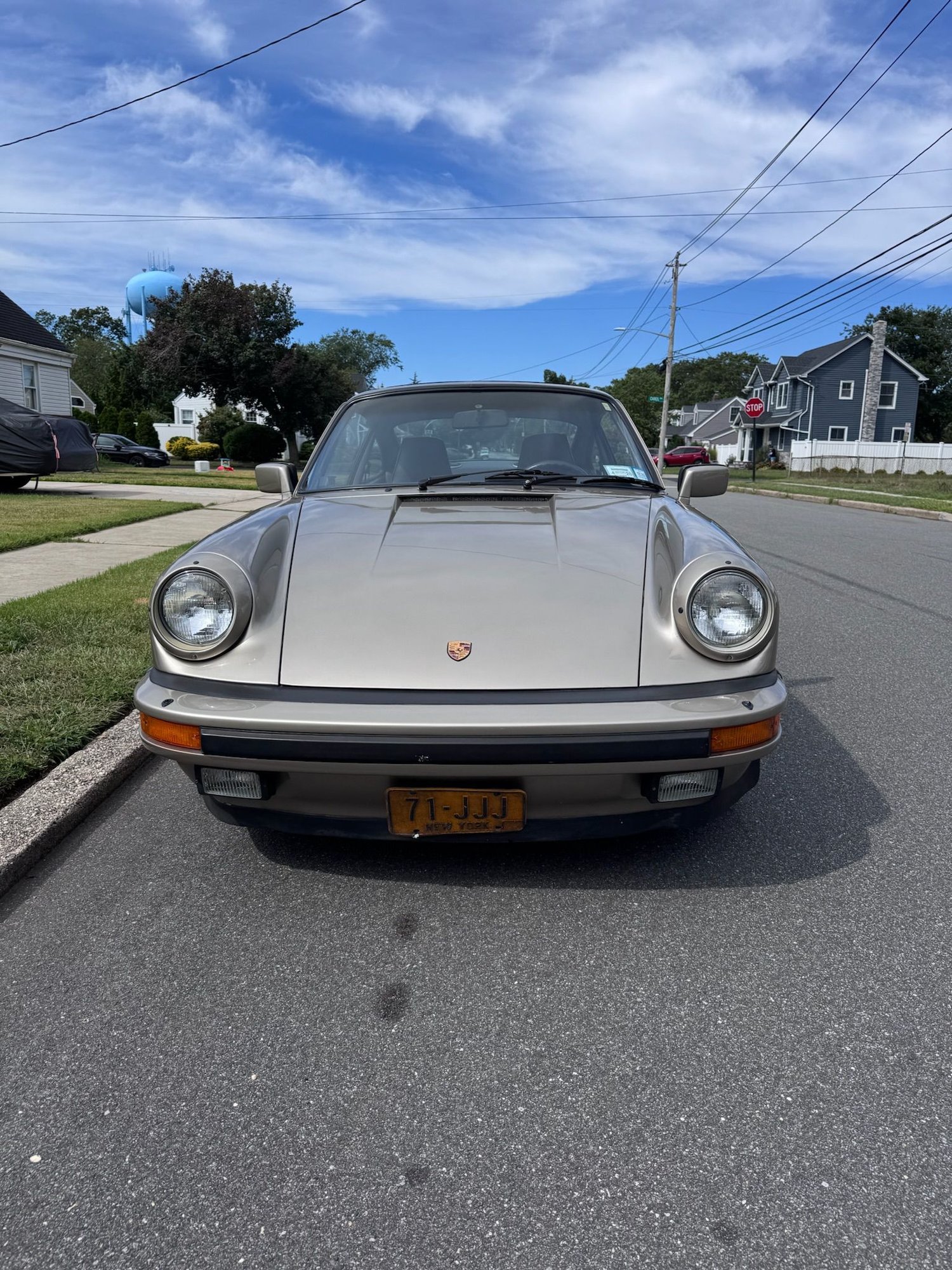 1986 Porsche 911 - **FOR SALE 1986 Porsche 911** OR TRADE FOR A CAYMAN ** - Used - VIN WP0AB0913GS120335 - 132,864 Miles - 6 cyl - 2WD - Manual - Coupe - Gold - Massapequa, NY 11758, United States