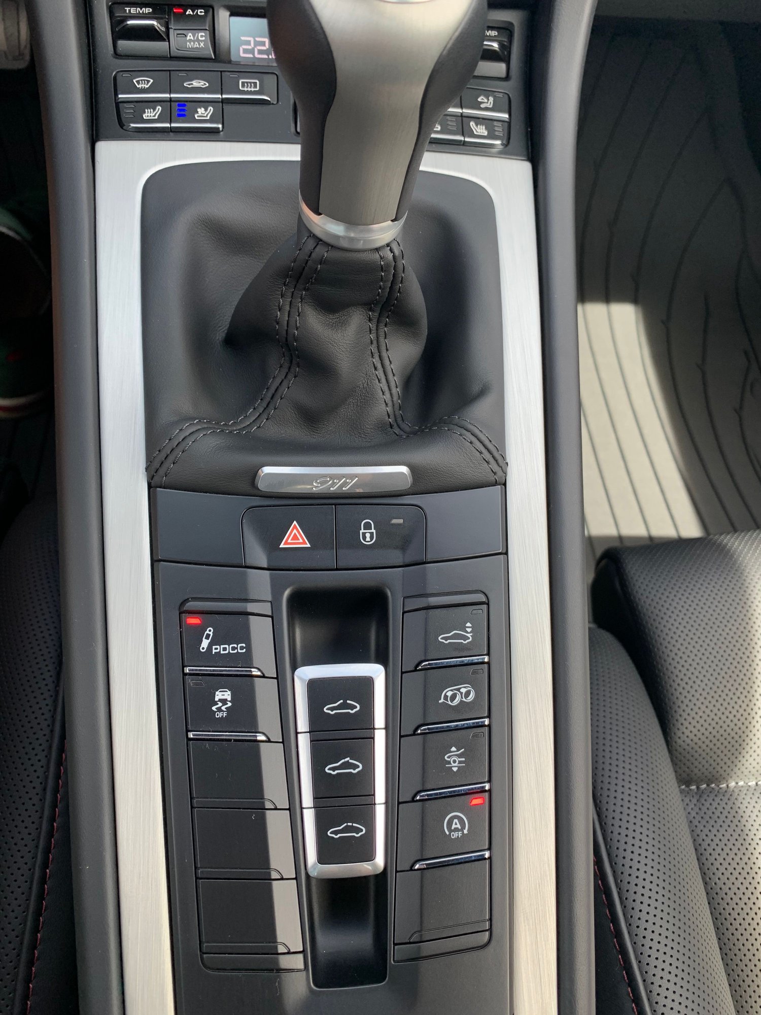 2019 Porsche 911 - 2019 Porsche 991.2 GTS 7MT only 2,200 miles $153K MSRP $35K upgrades - Used - VIN WP0AB2A94KS114470 - 2,200 Miles - 6 cyl - 2WD - Manual - Coupe - Silver - Las Vegas, NV 89158, United States