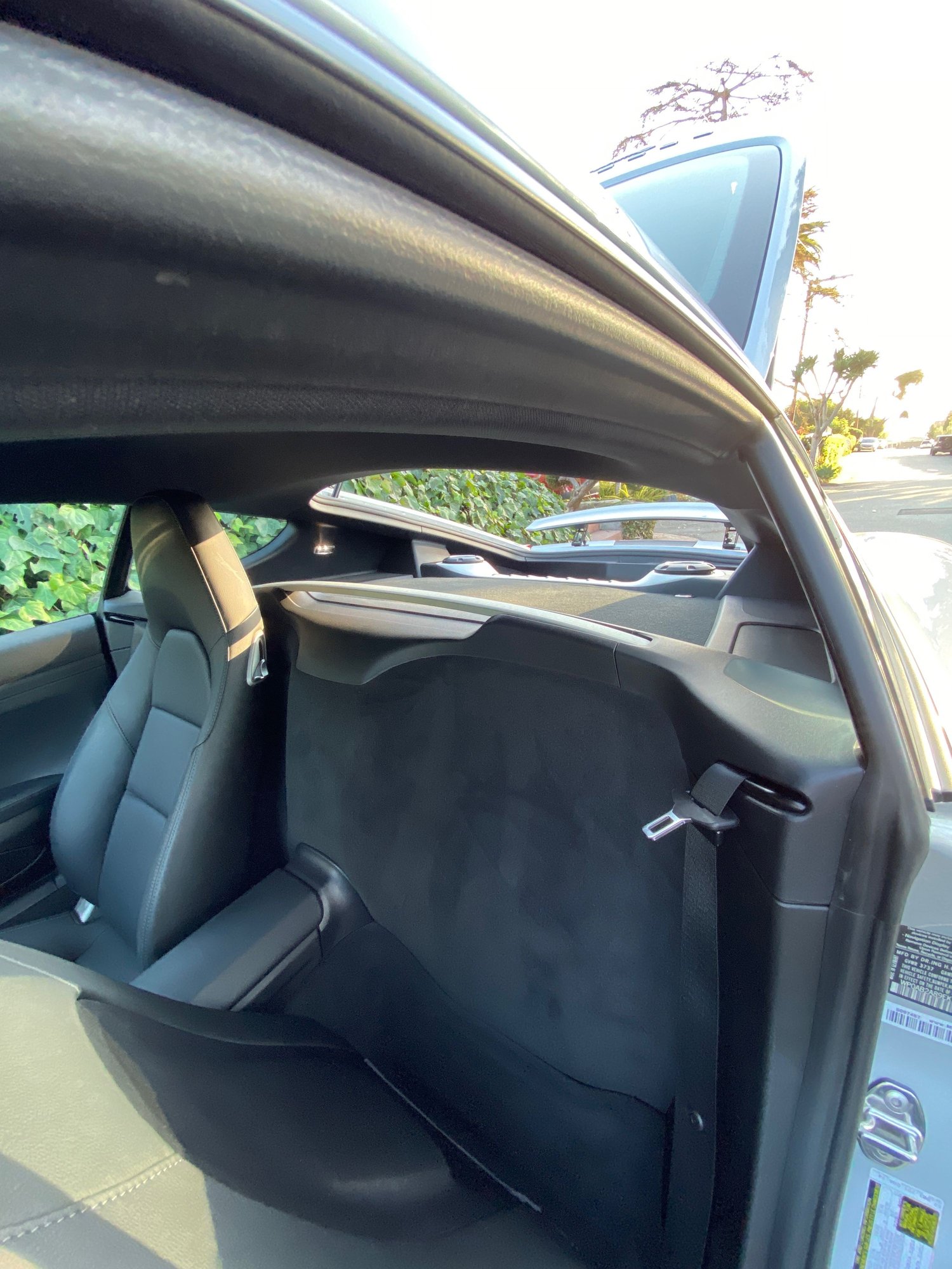 2014 Porsche Cayman - 2014 Cayman S PDK - Used - VIN WP0AB2A89EK192271 - 31,000 Miles - 6 cyl - 2WD - Automatic - Coupe - Silver - Laguna Beach, CA 92651, United States