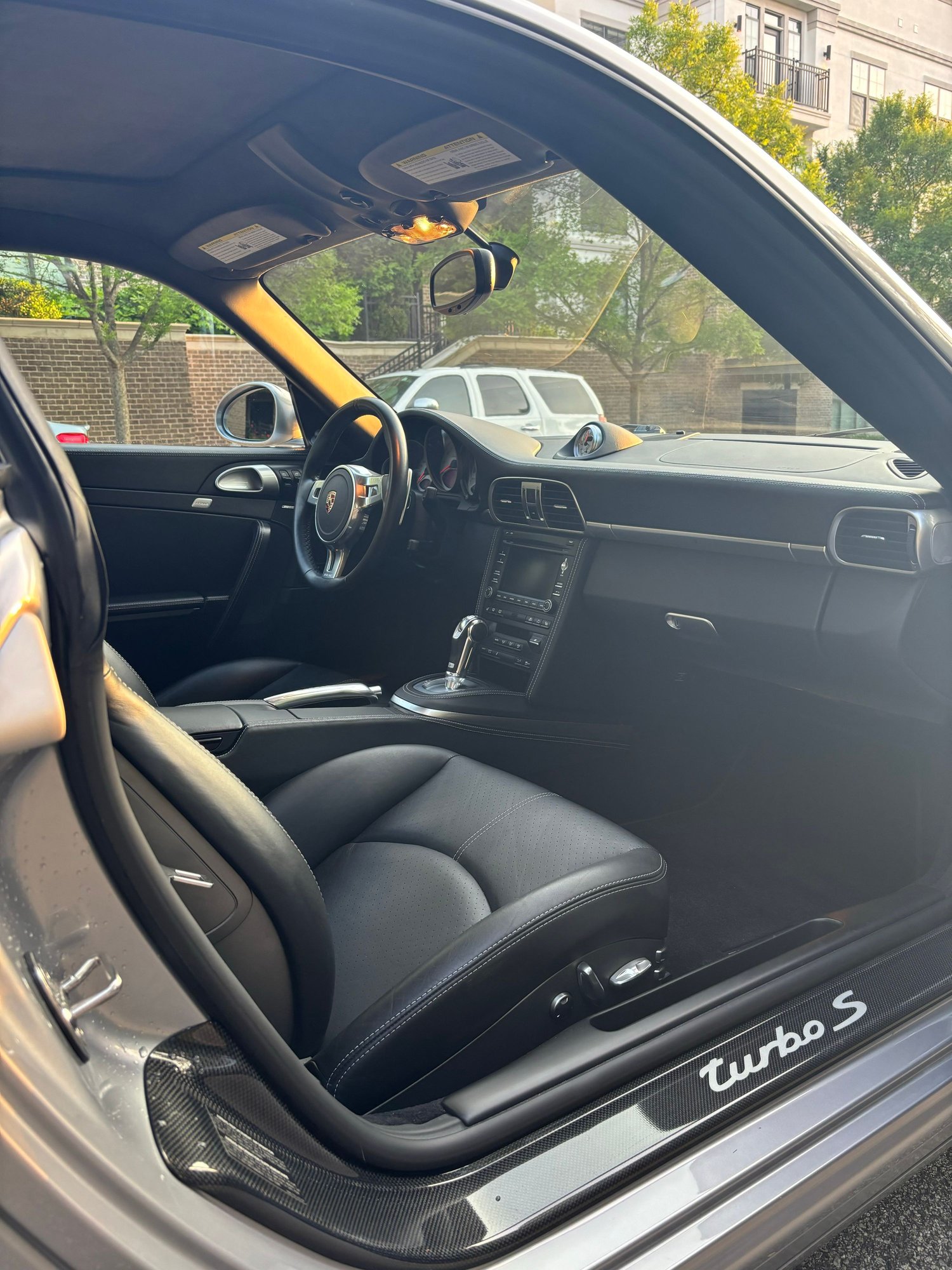 2012 Porsche 911 - 2012 911 Turbo S For Sale - Used - VIN WP0AD2A90CS766188 - 33,780 Miles - 6 cyl - AWD - Automatic - Coupe - Silver - Atlanta, GA 30319, United States