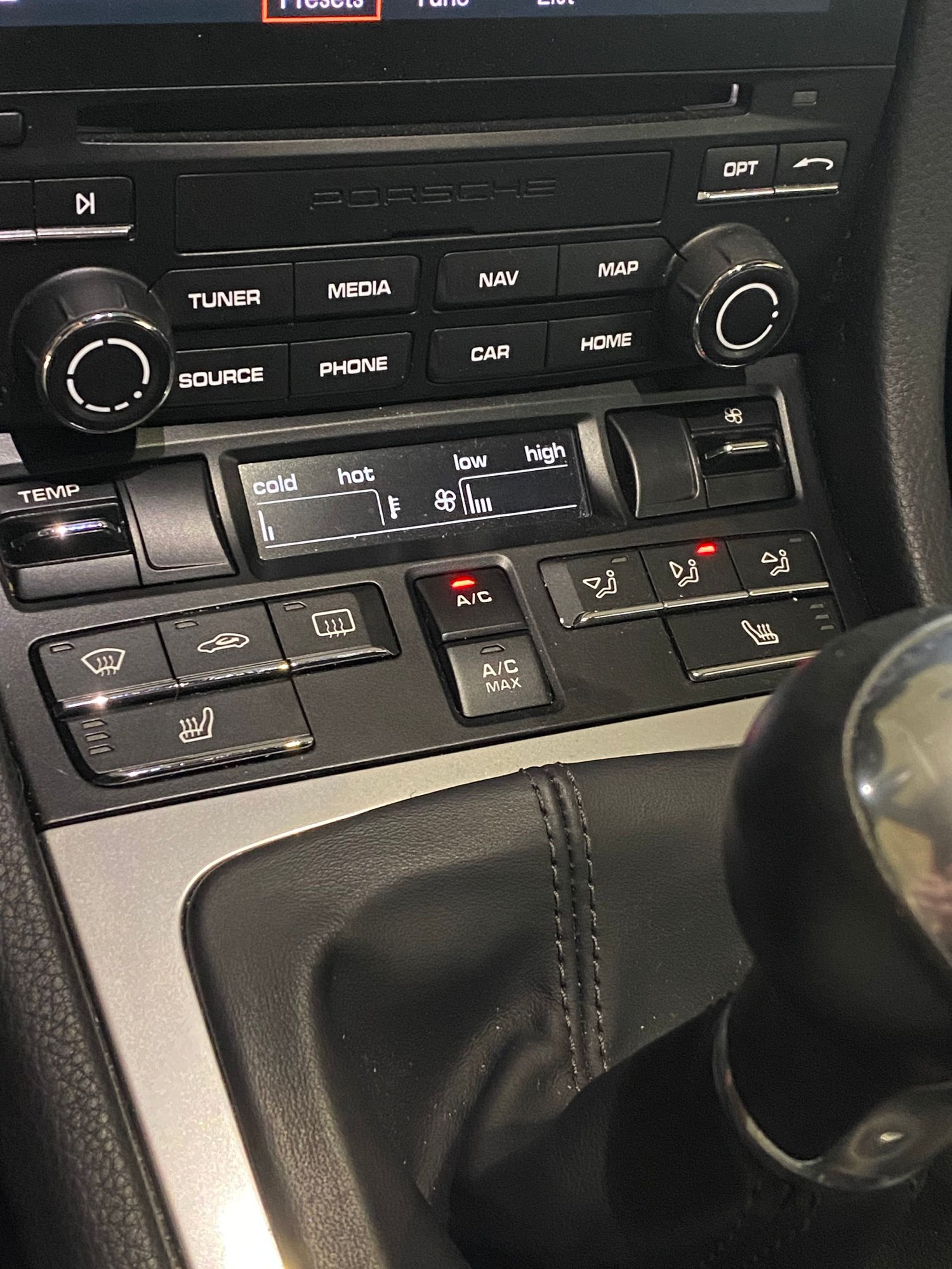 2019 Porsche 718 Cayman - 2019 Miami Blue Cayman S w/ less than 12k miles - Manual & Sport Chrono - Used - VIN WP0AB2A87KS278576 - 12,400 Miles - 4 cyl - 2WD - Manual - Coupe - Blue - San Antonio, TX 78209, United States