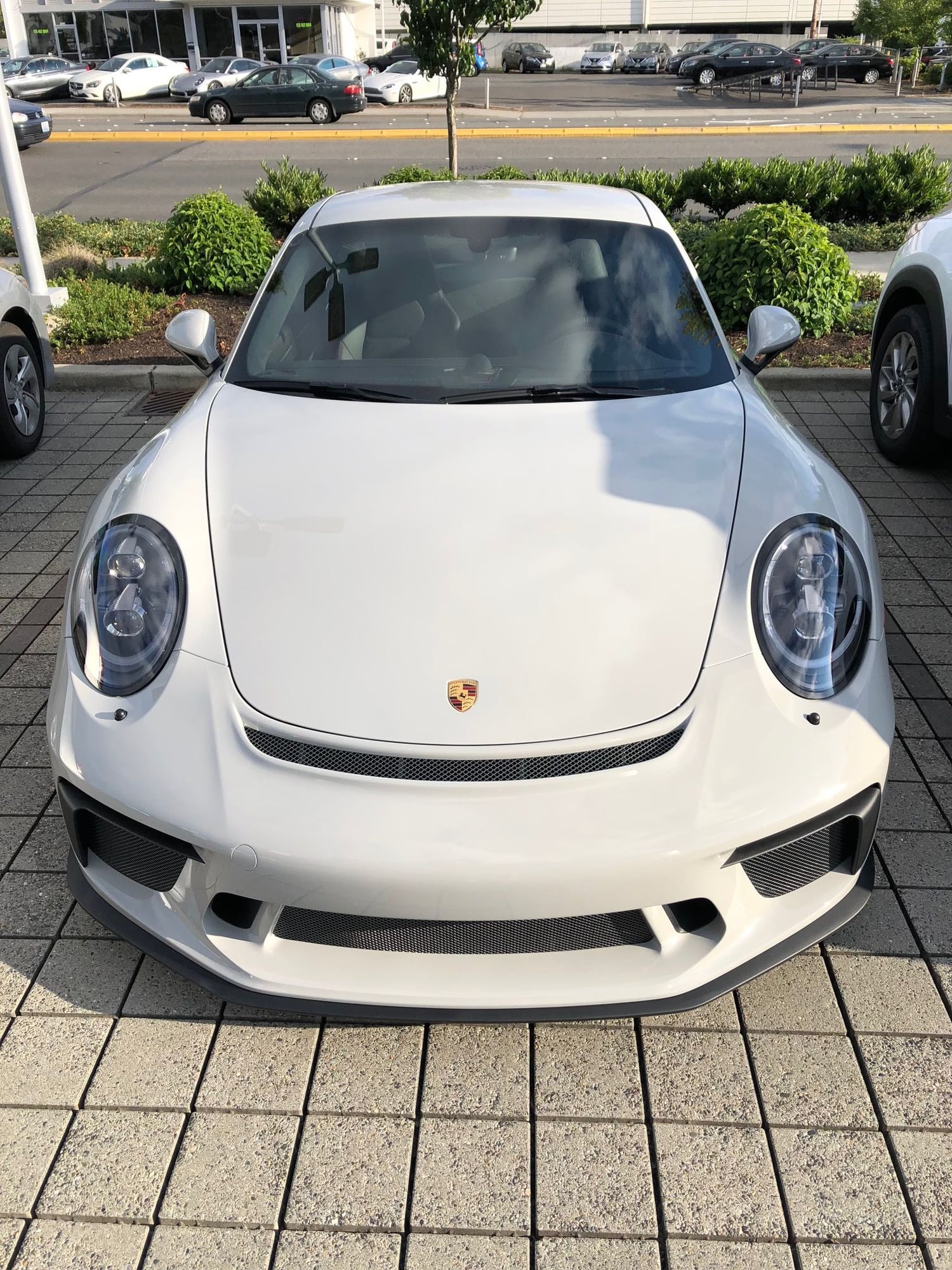 2018 Porsche 911 - 2018 Porsche GT3 Touring - Used - VIN WP0AC2A9XJS176032 - 5,500 Miles - 6 cyl - 2WD - Manual - Coupe - Gray - Bellevue, WA 98004, United States