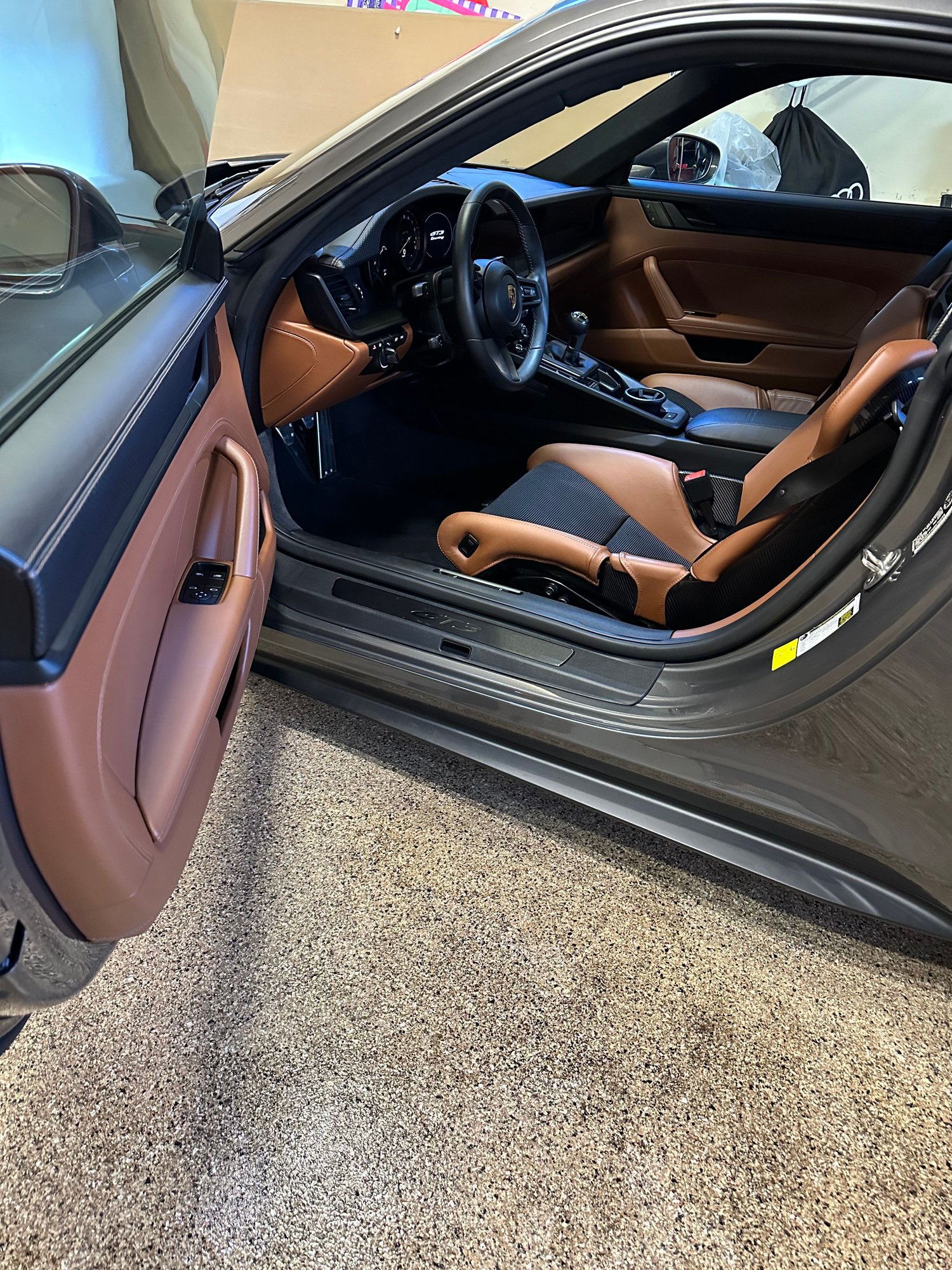 2022 Porsche 911 - 2022 PORSCHE 911 GT3 Touring - Used - VIN WP0AC2A97NS270293 - 8,000 Miles - 6 cyl - 2WD - Manual - Coupe - Gray - Saddle River, NJ 07458, United States