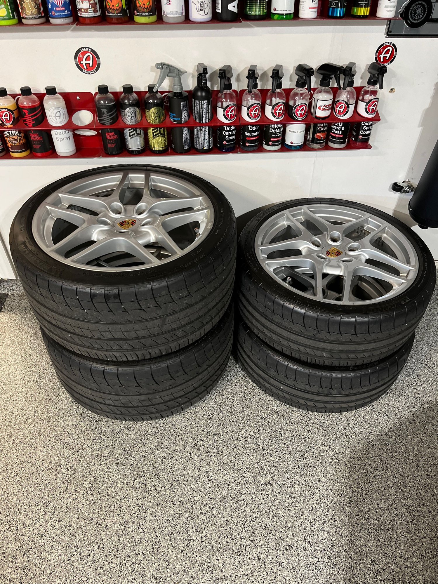 Wheels and Tires/Axles - Porsche Wheels & Tires from a 2010 Porsche 911 Carrera S - Used - 0  All Models - Morris Plains, NJ 07950, United States