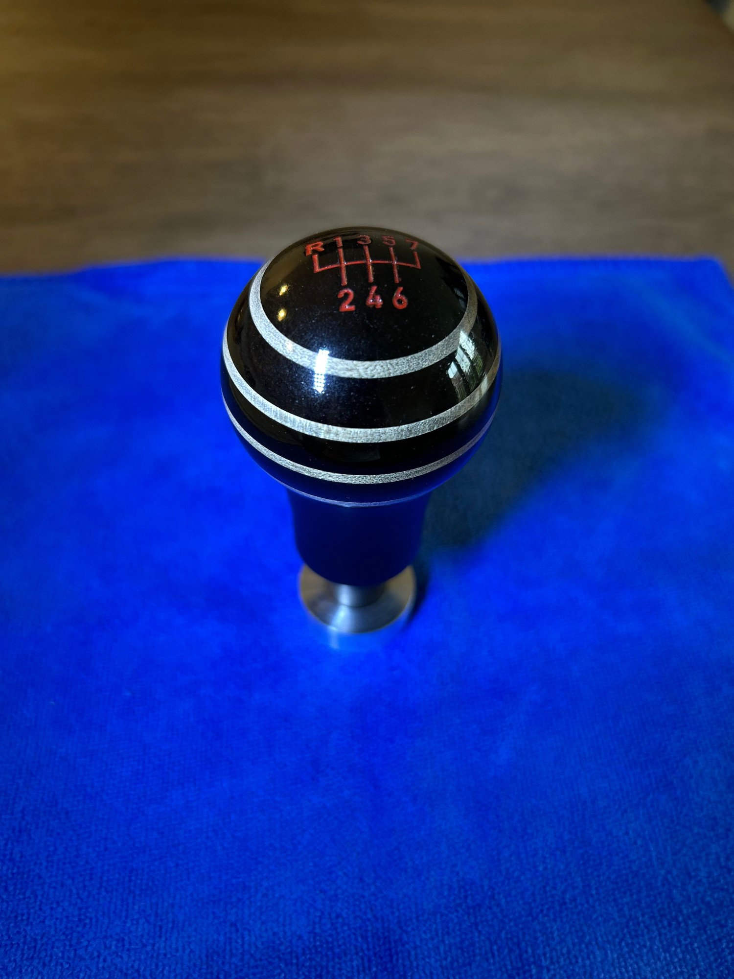 Interior/Upholstery - 7 speed Ebony Gear Knob - Used - 2022 to 2024 Porsche 911 - Lake Forest, IL 60045, United States