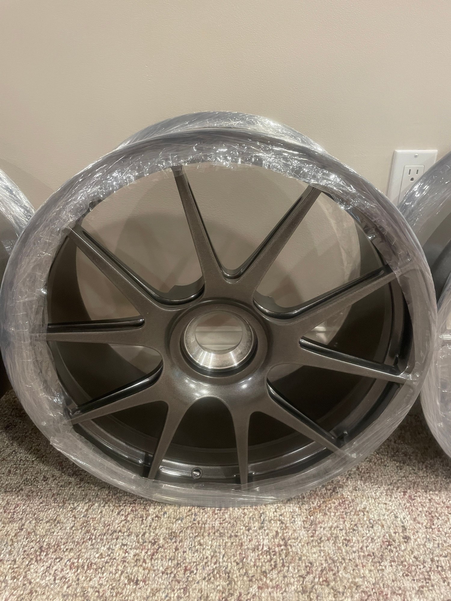 Wheels and Tires/Axles - 19" FORGELINE CENTERLOCK GRAPHITE GA1R-CL PORSCHE 997.2 GT3RS WHEEL SET - Used - All Years  All Models - Boxford, MA 01921, United States