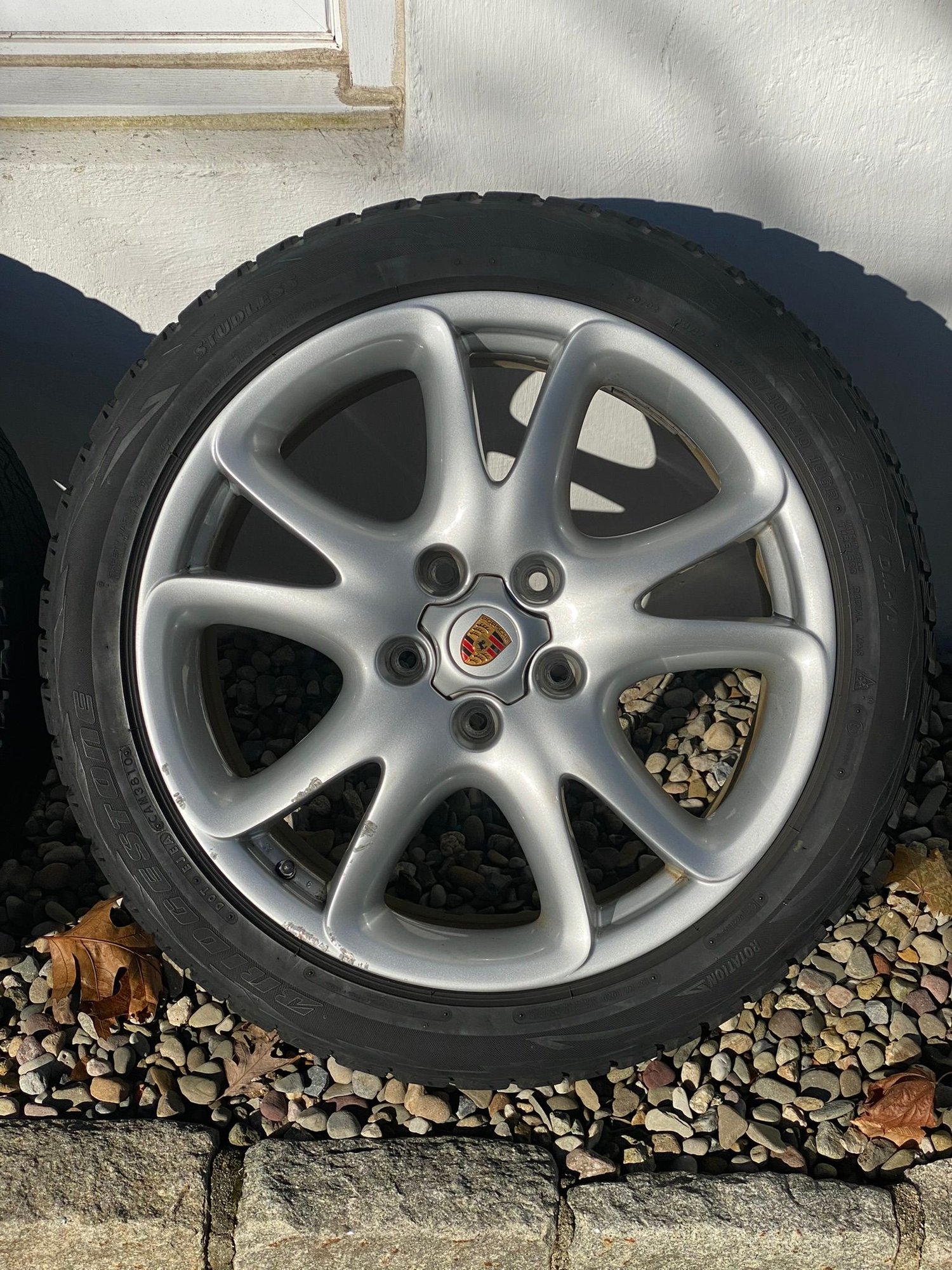 Wheels and Tires/Axles - Genuine Porsche Cayenne 20" Wheels w/Winter Blizzaks, Caps, TPMS, Covers & Spacers - Used - All Years Porsche Cayenne - Westport, CT 06880, United States