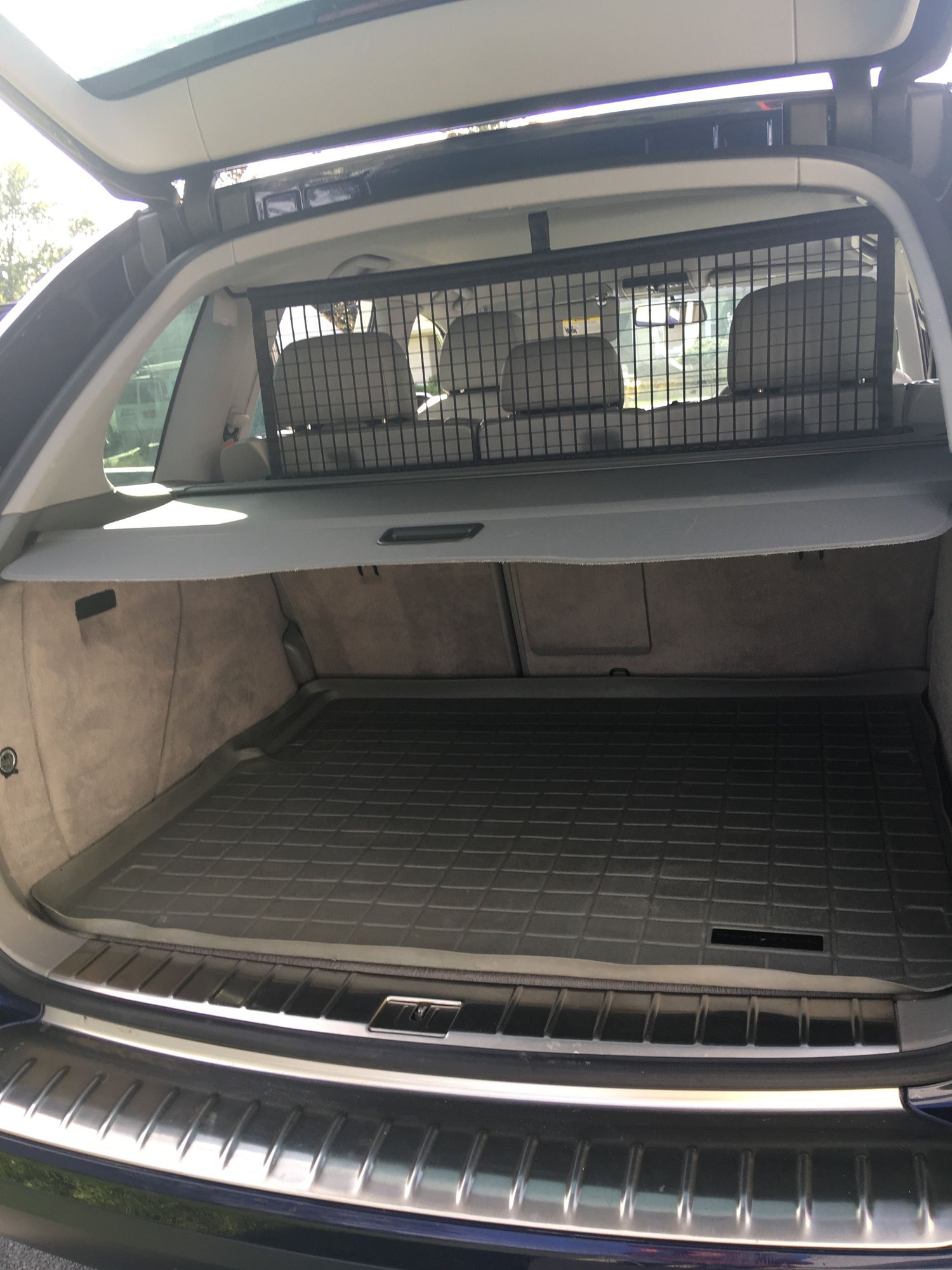 2006 Porsche Cayenne - Exceptionally clean, all wheel drive SUV, with cold weather package,Tiptronic S - Used - VIN WP1AA29P26LA21418 - 121,000 Miles - 6 cyl - AWD - Automatic - SUV - Blue - Syracuse, NY 13037, United States
