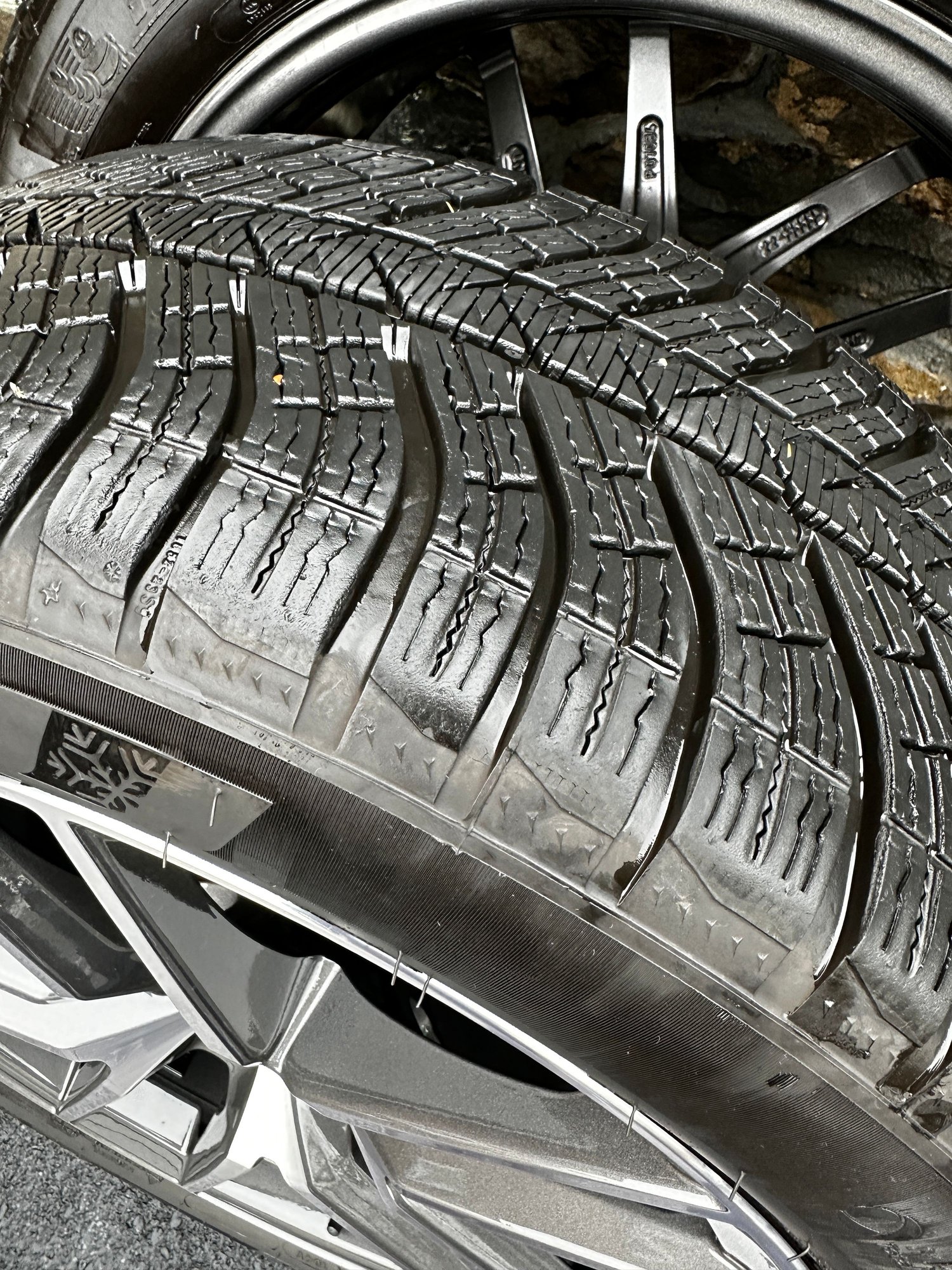 Wheels and Tires/Axles - OEM 20" Macan winter wheel / tire set. Only used one season! - Used - All Years Porsche Macan - Poughkeepsie, NY 12601, United States