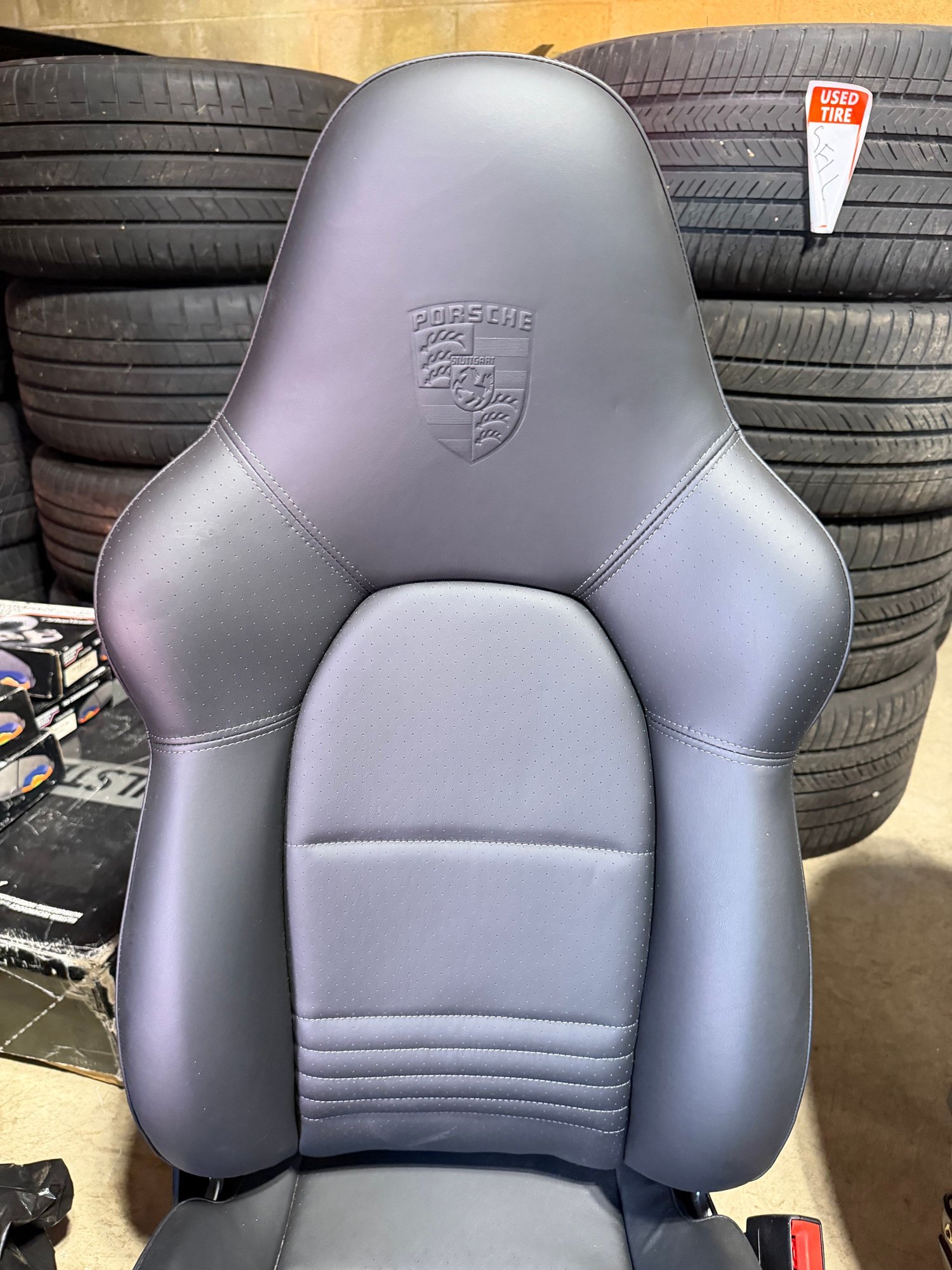 Interior/Upholstery - SUPER MINT PORSCHE 996 SPORT SEATS - Used - 1999 to 2005 Porsche GT3 - Troy, MI 48083, United States