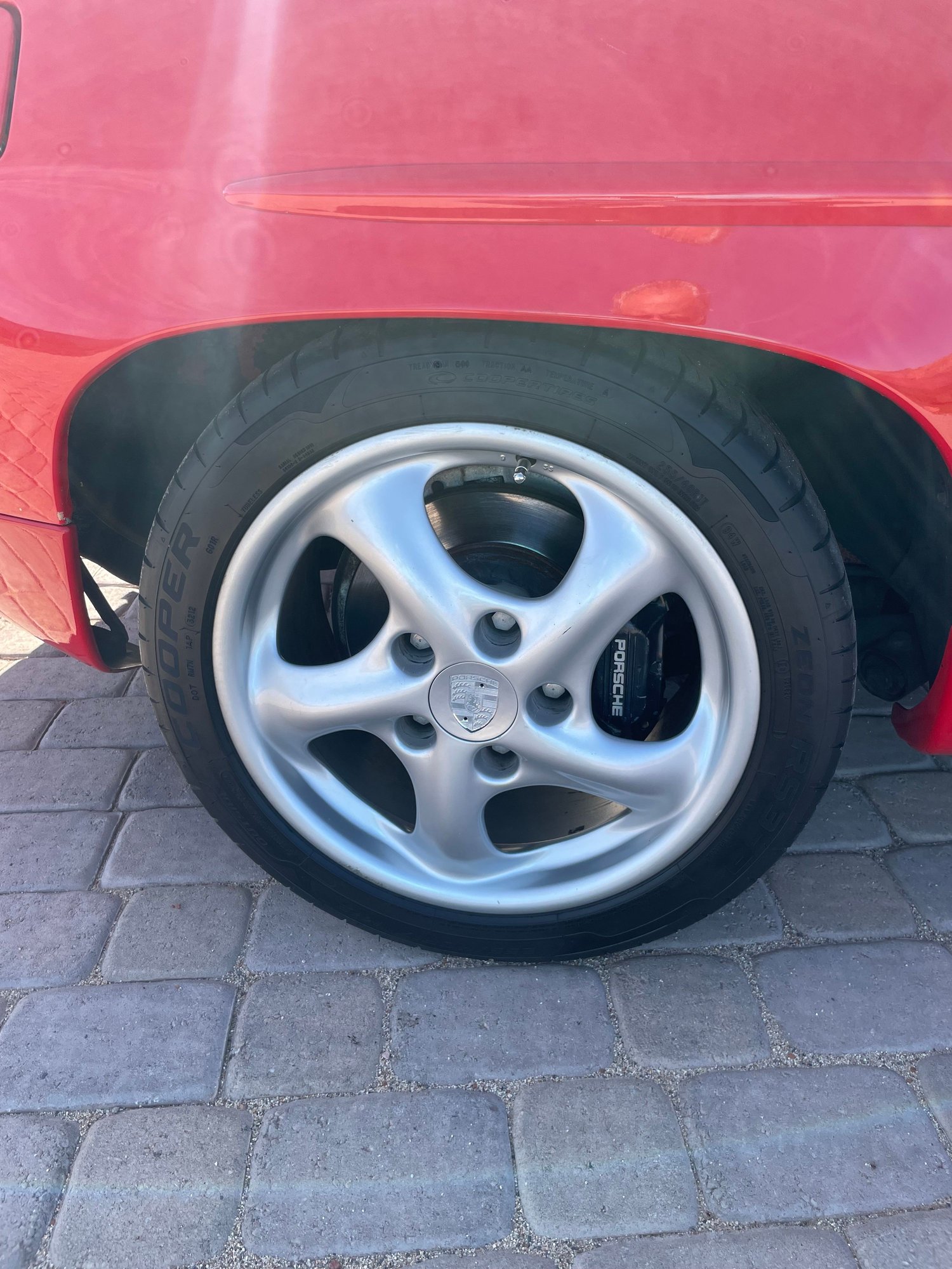 1988 Porsche 928 - 1988 Porsche 928 S4 For Sale - Used - VIN WP0JB092XJS860920 - 112,000 Miles - 8 cyl - 2WD - Automatic - Hatchback - Red - Sedona, AZ 86351, United States