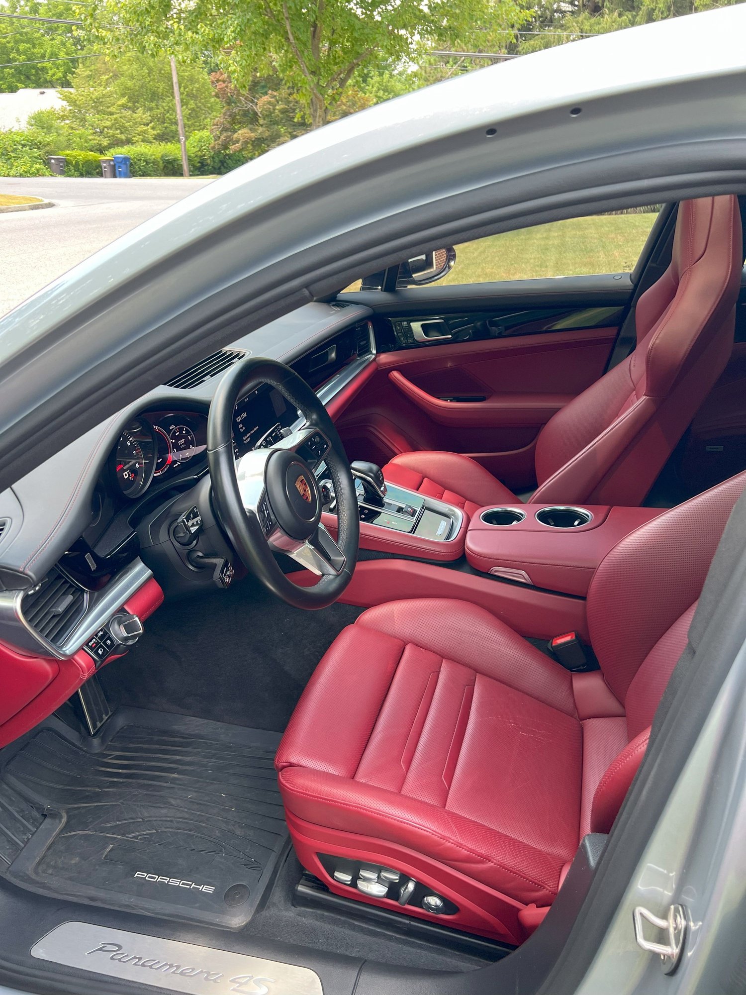 2018 Porsche Panamera - 2018 Porsche Panamera 4S Sport Turismo - Used - VIN WP0CB2A78JL190886 - 35,900 Miles - 6 cyl - AWD - Automatic - Hatchback - Silver - Allentown, PA 18104, United States