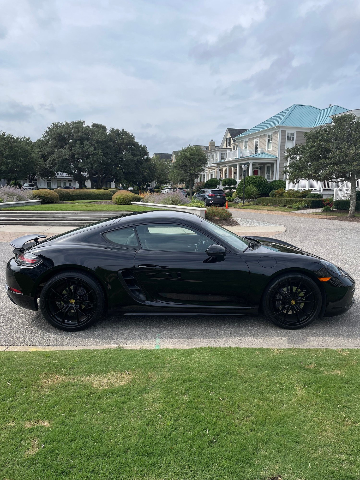 2018 Porsche 718 Cayman - 2018 718 Cayman 6Spd Manual - 1 Owner, Comes With Warranty - Used - VIN wpoaa2a8xjs260140 - 27,522 Miles - 4 cyl - 2WD - Manual - Coupe - Black - Norfolk, VA 23518, United States