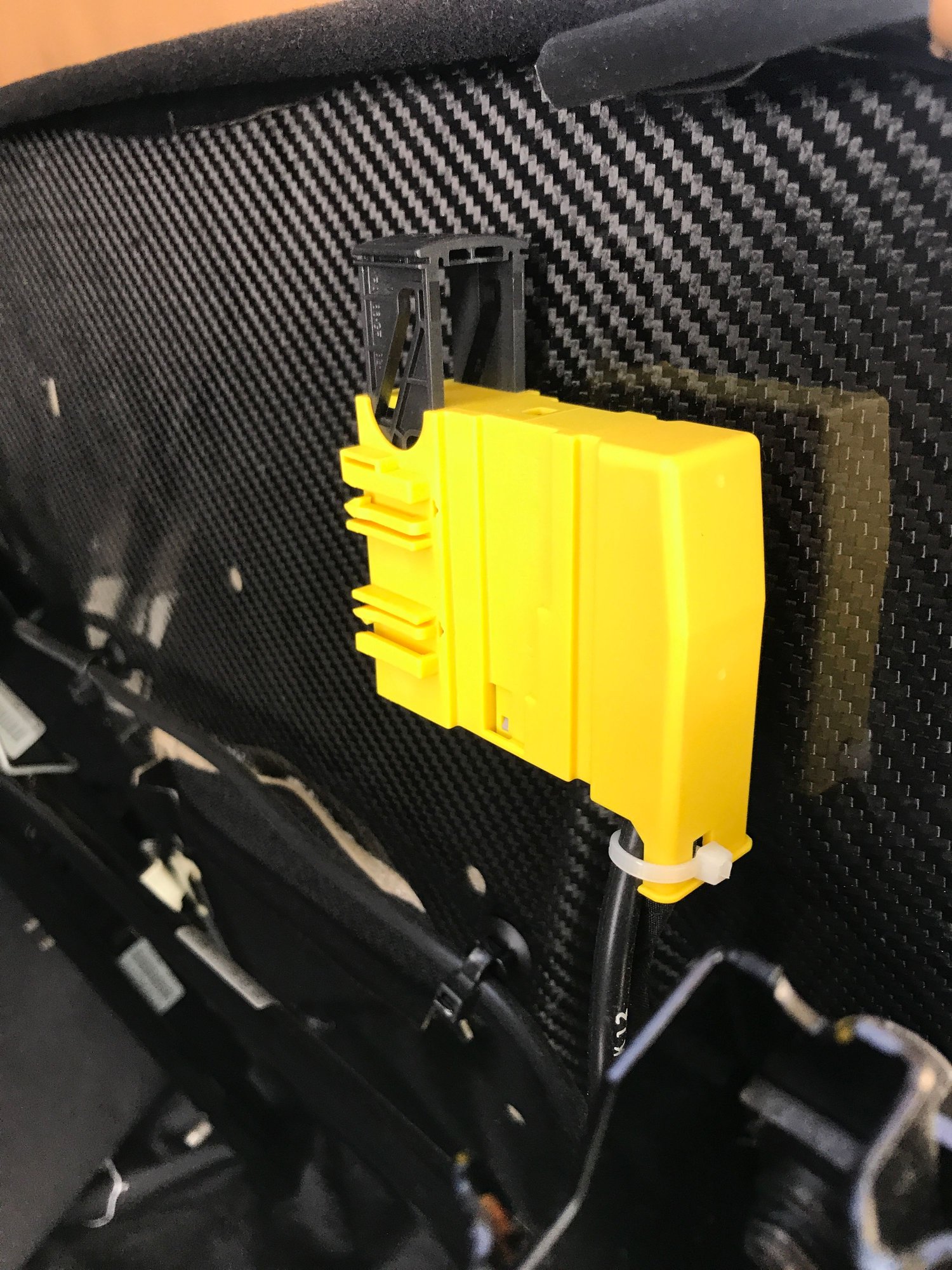 Interior/Upholstery - 987 GT2 carbon fiber racing seats - Used - 2007 to 2012 Porsche Cayman - Annapolis, MD 21401, United States